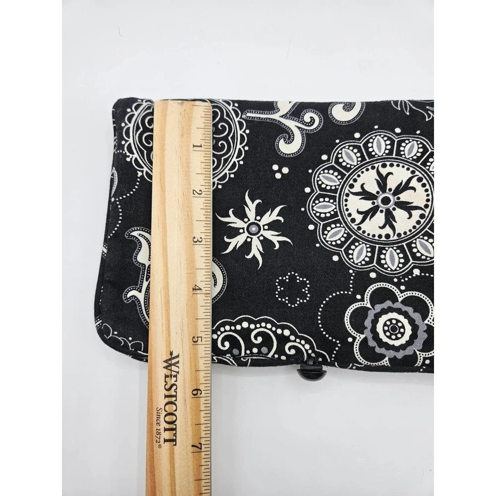 Thirty-One Cosmetic Jewerly Bag‎ Travel Black White Paisley Zipper Pockets